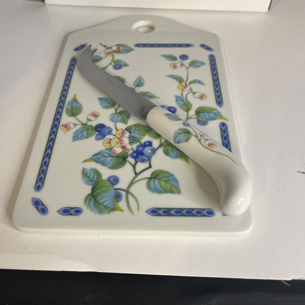 Vintage Federated Dept Stores Porcelain Cheese Board & Knife BlueBerry Pattern - Picture 4 of 6